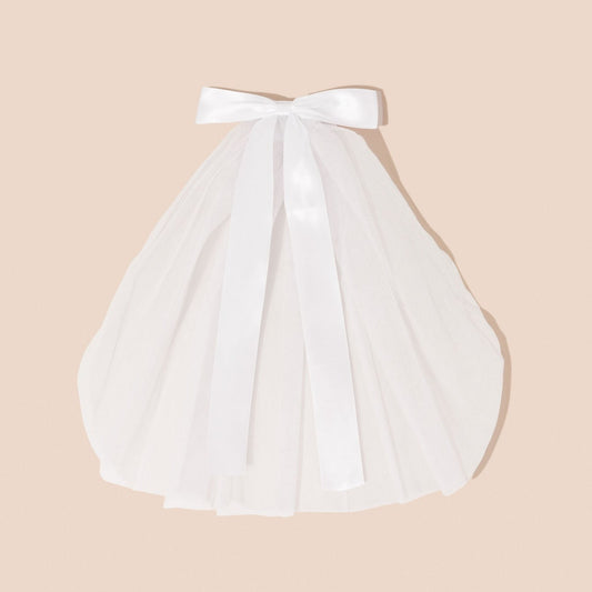 White-satin-bow-veil